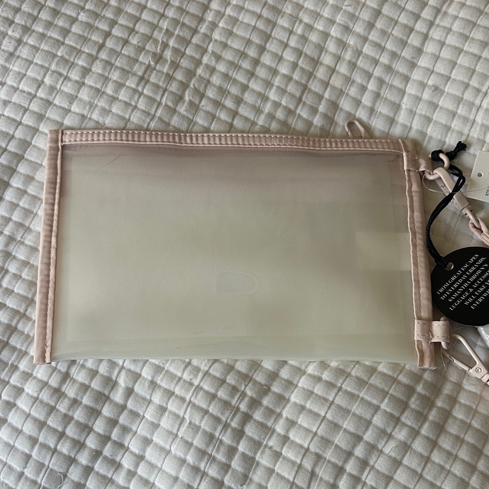 Samantha Brown Clear Crossbody Pouch in Light Pink - Picture 4 of 6